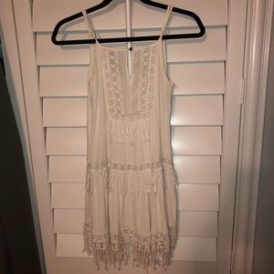 American eagle flowy dress WHITE